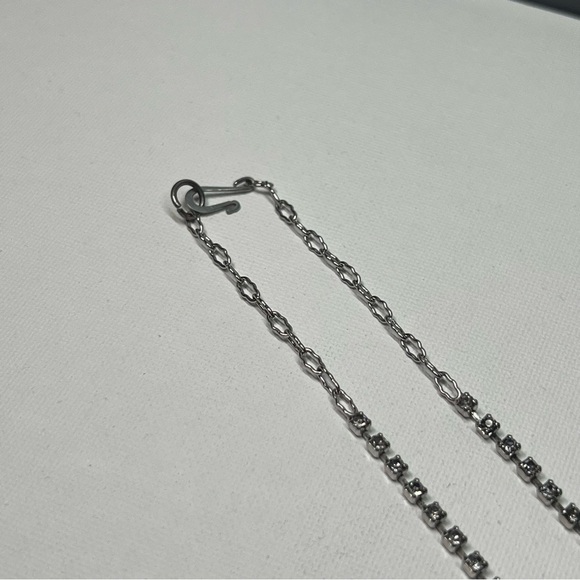 Vintage Silver Tone Chandelier Rhinestone Necklace - Picture 4 of 4